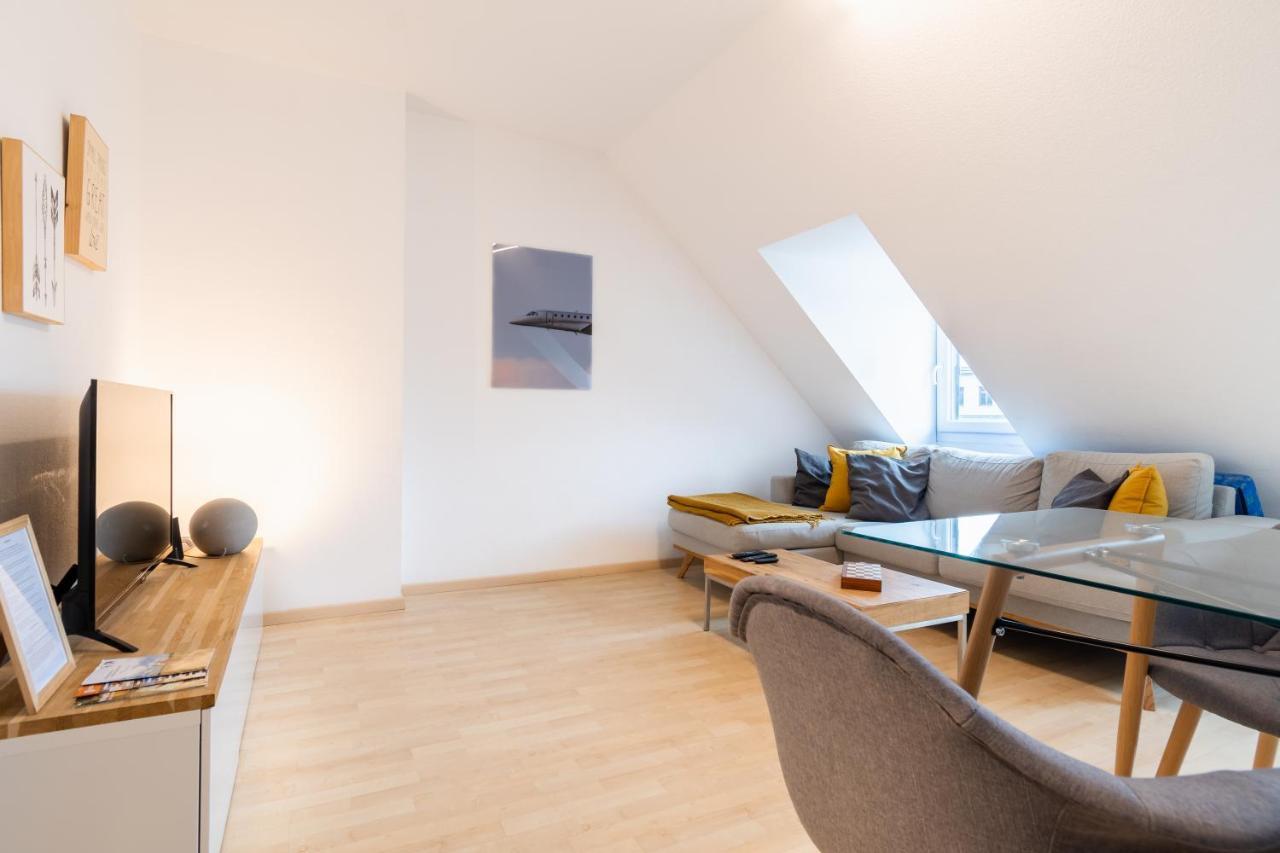 Home By Doni I Serviced Apartments I Ruhig I Zentral Nahe Rmcc, Staatsheater & Landtag Wiesbaden Exterior photo