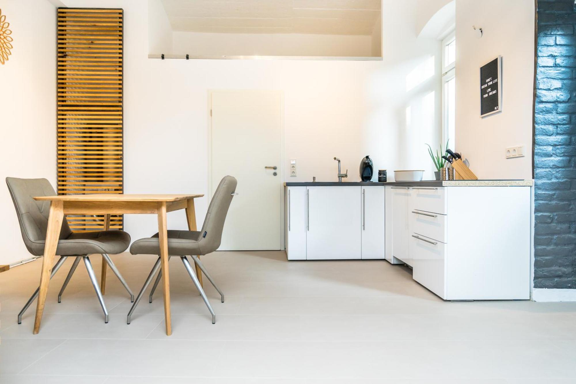 Home By Doni I Serviced Apartments I Ruhig I Zentral Nahe Rmcc, Staatsheater & Landtag Wiesbaden Exterior photo